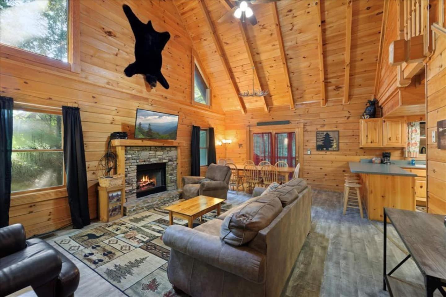 5Br Smoky Cabin Hot Tub, Games, 1 Mi To Parkway Pigeon Forge Zewnętrze zdjęcie