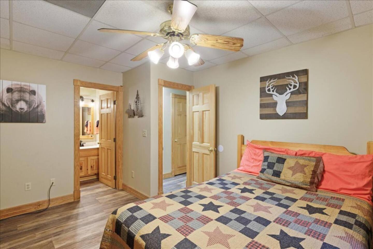5Br Smoky Cabin Hot Tub, Games, 1 Mi To Parkway Pigeon Forge Zewnętrze zdjęcie