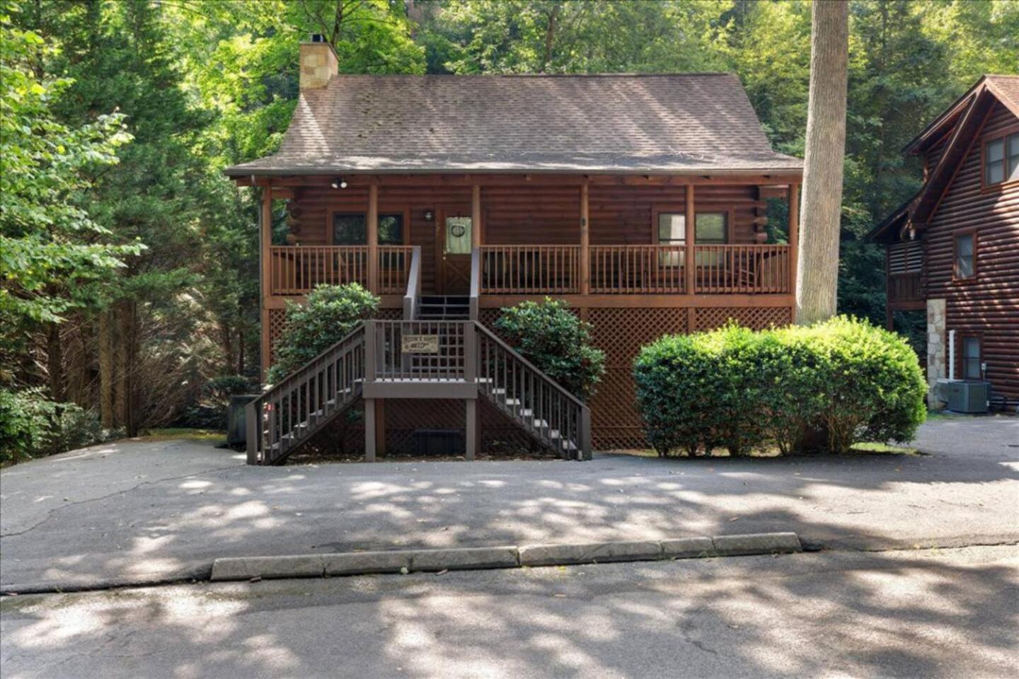 5Br Smoky Cabin Hot Tub, Games, 1 Mi To Parkway Pigeon Forge Zewnętrze zdjęcie