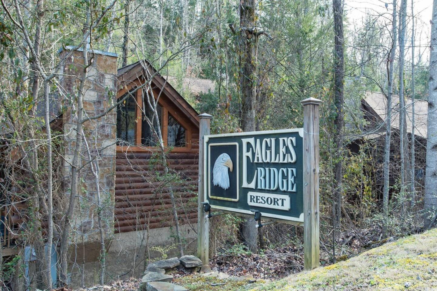 5Br Smoky Cabin Hot Tub, Games, 1 Mi To Parkway Pigeon Forge Zewnętrze zdjęcie